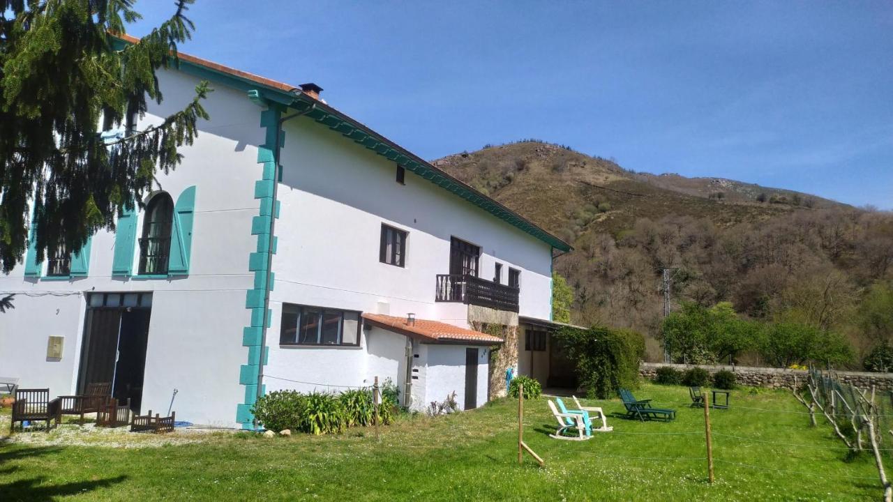 Apartamentos Florinda Ucieda Εξωτερικό φωτογραφία