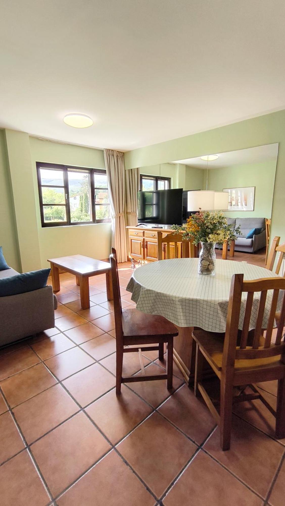 Apartamentos Florinda Ucieda Εξωτερικό φωτογραφία